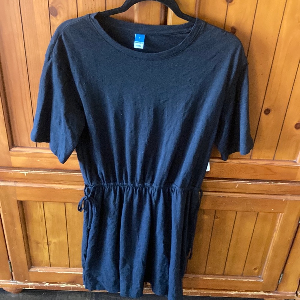 Old Navy women’s dress sz small NEW!